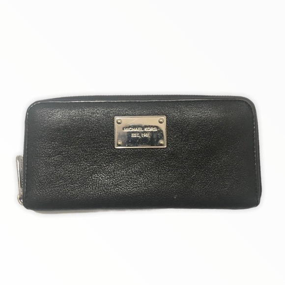 Michael kors black leather zipper wallet clutch - Picture 1 of 8